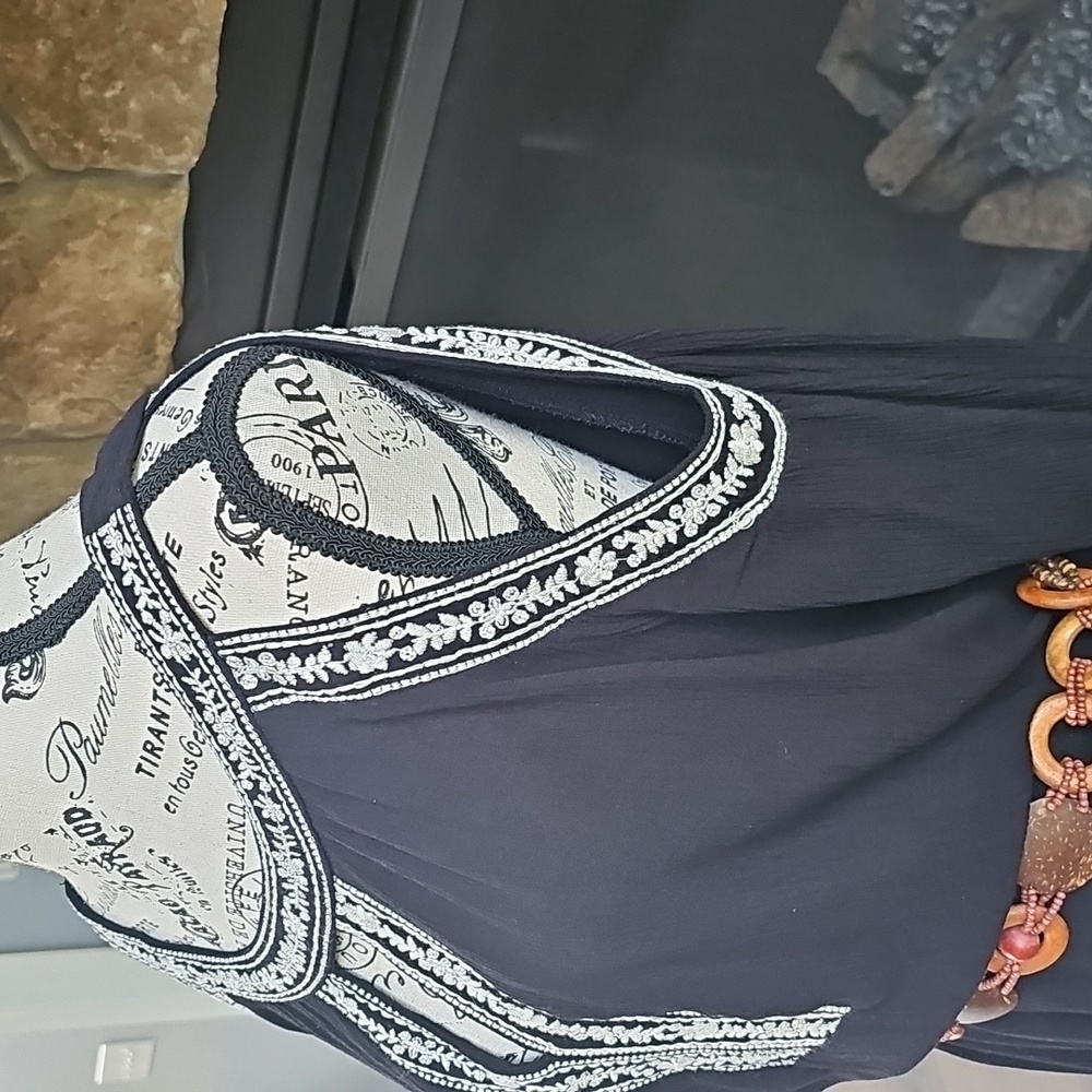 BEAUTIFUL BOHO COLD SHOULDER DRESS - Picture 4 of 12